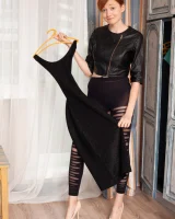 We Are Hairy - 04-0004