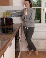 We Are Hairy - 05-JuliaMoore_GreySweatsWhiteLingerie_005