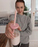 We Are Hairy - 06-JuliaMoore_GreySweatsWhiteLingerie_006