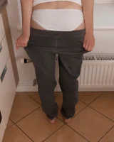 We Are Hairy - 17-JuliaMoore_GreySweatsWhiteLingerie_017