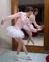 We Are Hairy - 03-Kiyoko_DanceMoves_004