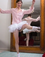 We Are Hairy - 15-Kiyoko_DanceMoves_021