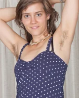 We Are Hairy - 25-Suzette_LaptopWork_025